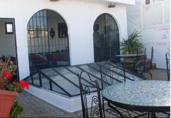 Hostel The Atlas Lion Tánger Exterior foto